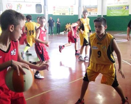 ALVARO BASKET RIPOLLET 054